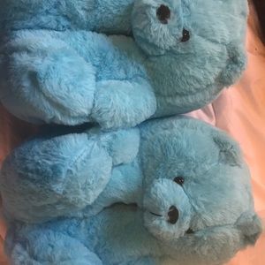 Blue teddy bear slippers 💞